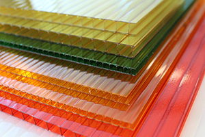 https://pixabay.com/static/uploads/photo/2015/05/22/20/25/polycarbonate-779672_960_720.jpg